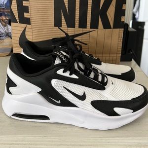 Nike Air Max Bolt Size:8.5